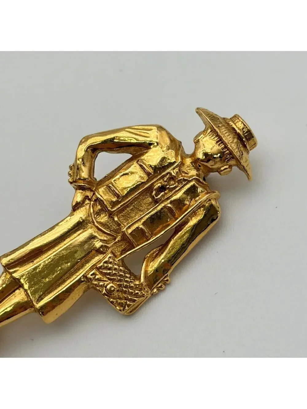 Chanel Mademoiselle Brooch Gold #357895C57B